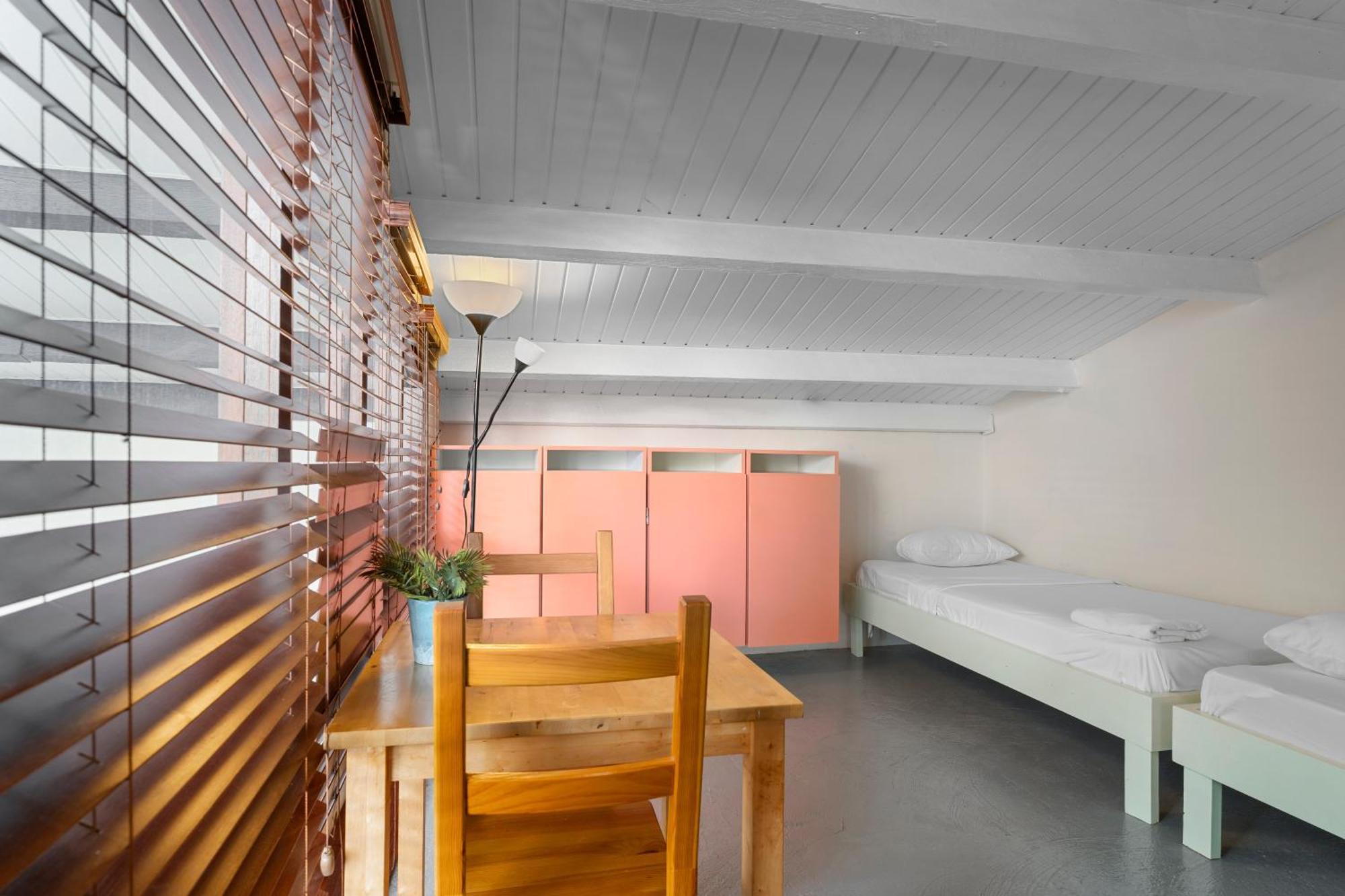 The Ritz Hostel 빌렘스타트 외부 사진