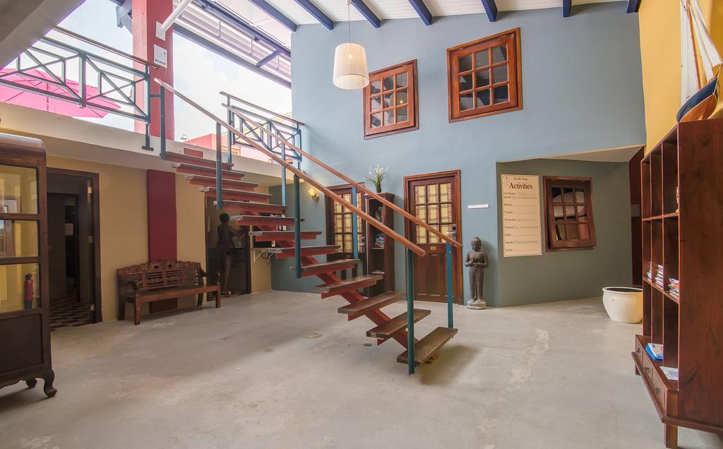 The Ritz Hostel 빌렘스타트 외부 사진